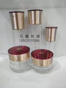 精美化妝品玻璃瓶,化妝品玻璃瓶廠家,化妝品玻璃瓶生產(chǎn)廠家圖片,精美化妝品玻璃瓶,化妝品玻璃瓶廠家,化妝品玻璃瓶生產(chǎn)廠家高清圖片 廣州樂鑫玻璃制品廠,
